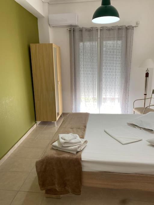 Nefeli Β1 Apartment Thebes Bagian luar foto